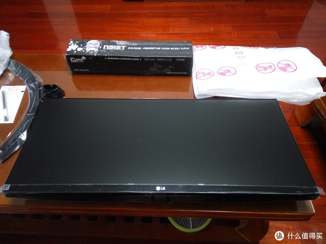 你宽到我了啦——LG 29UM68-P 29寸 液晶显示器 开箱小测