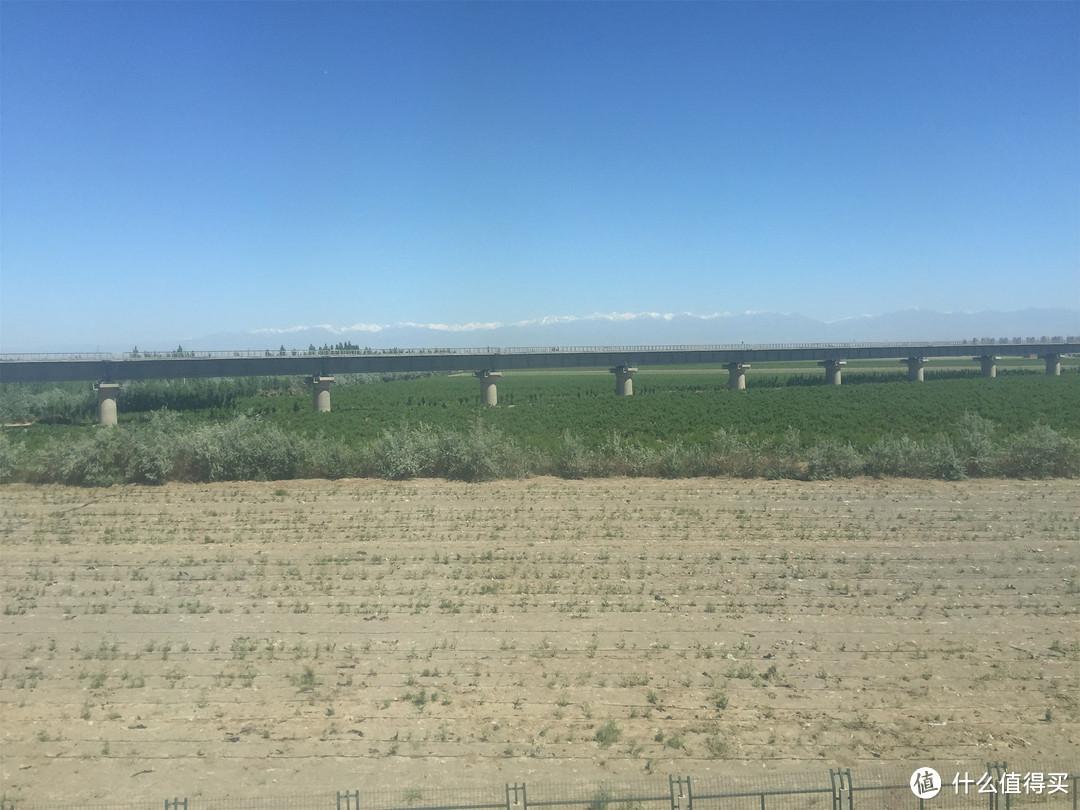 坐着火车看风景：开往罗布泊的火车（哈密--罗中）