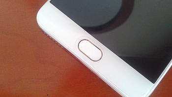 欧珀 R9 手机外观展示(顶部|底部|按键|接口)