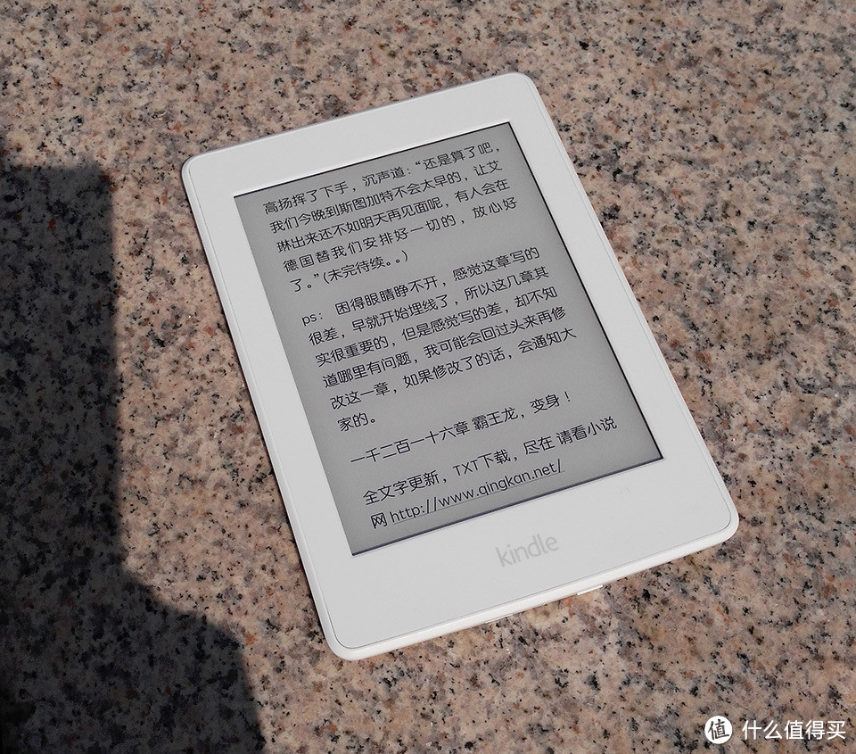 生活不想远方的苟且，还得多读读眼前的书：评测 亚马逊 Kindle Paperwhite 3 电子书阅读器