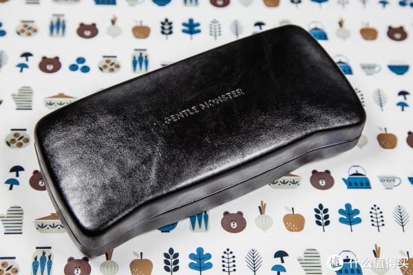 gentle monster 眼镜盒