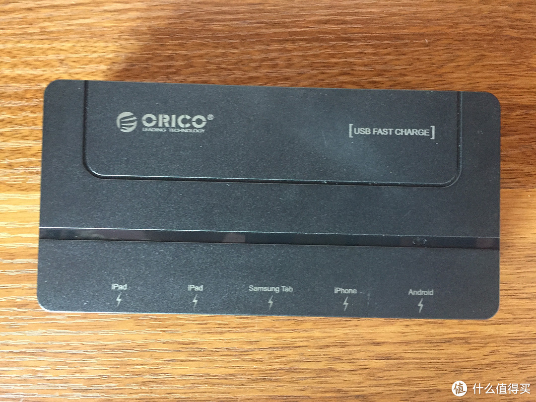 ORICO 奥睿科 5口桌面充电器开箱