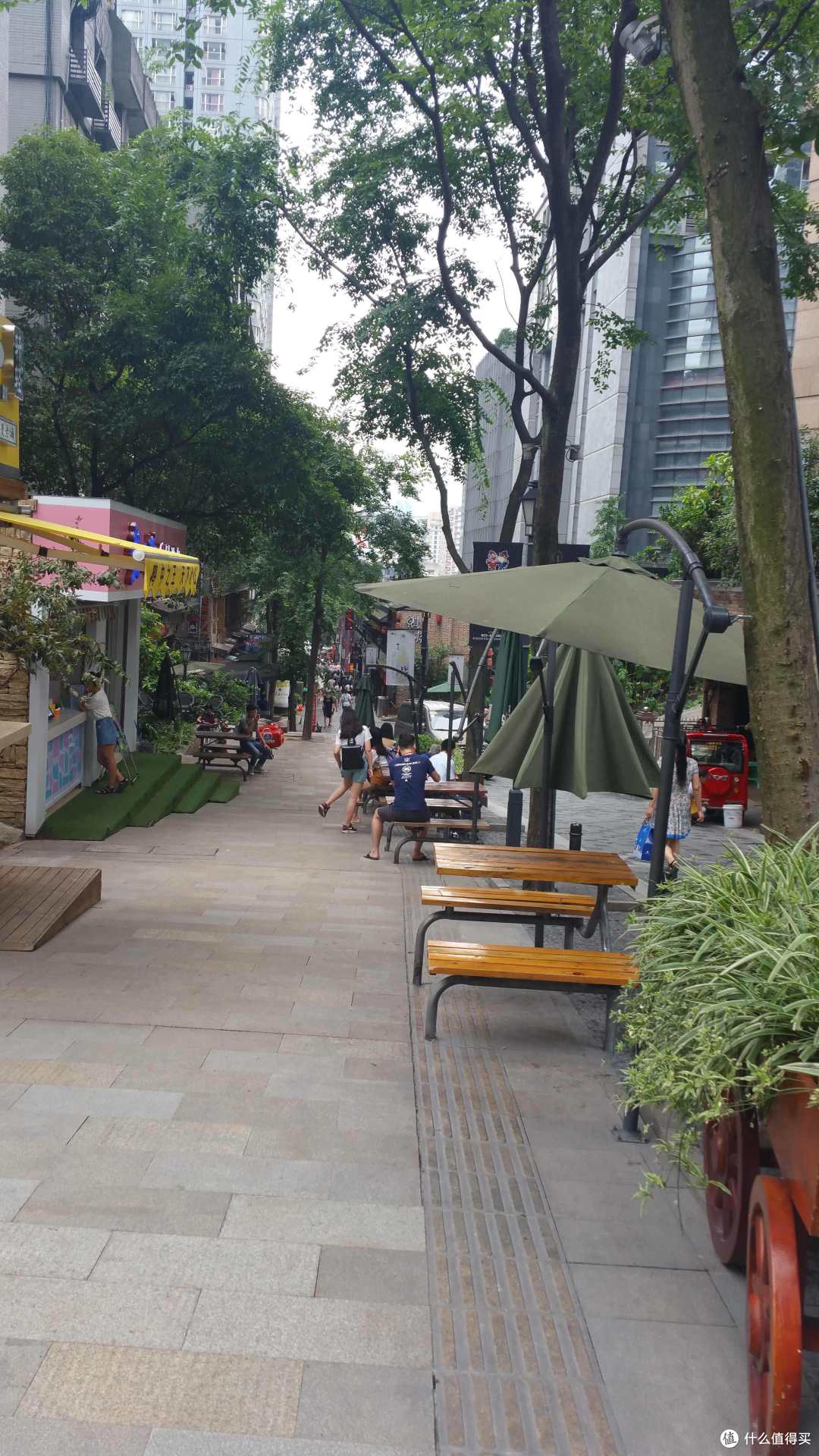 DAY1 初见——天气雨?吃吃吃?