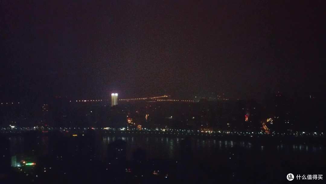 DAY1 初见——天气雨?吃吃吃?