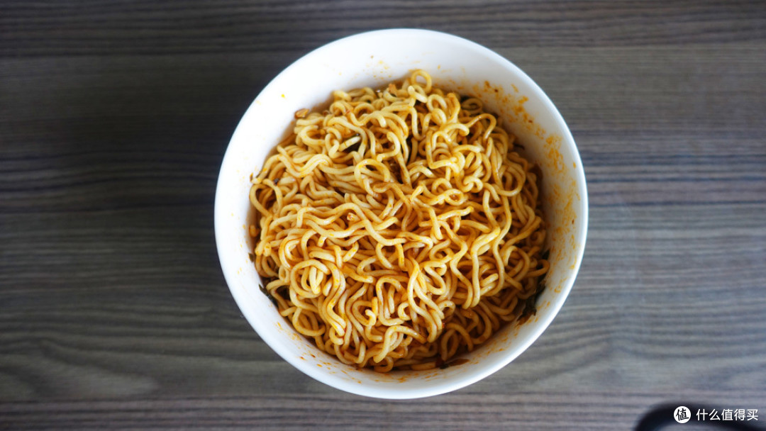 618剁手之后的泡面生活——6款另类酸辣方便面试吃