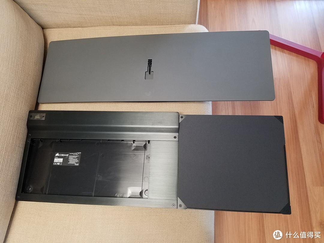 CORSAIR 美商海盗船 LAPDOG 键鼠托盘 — 最速开箱评测