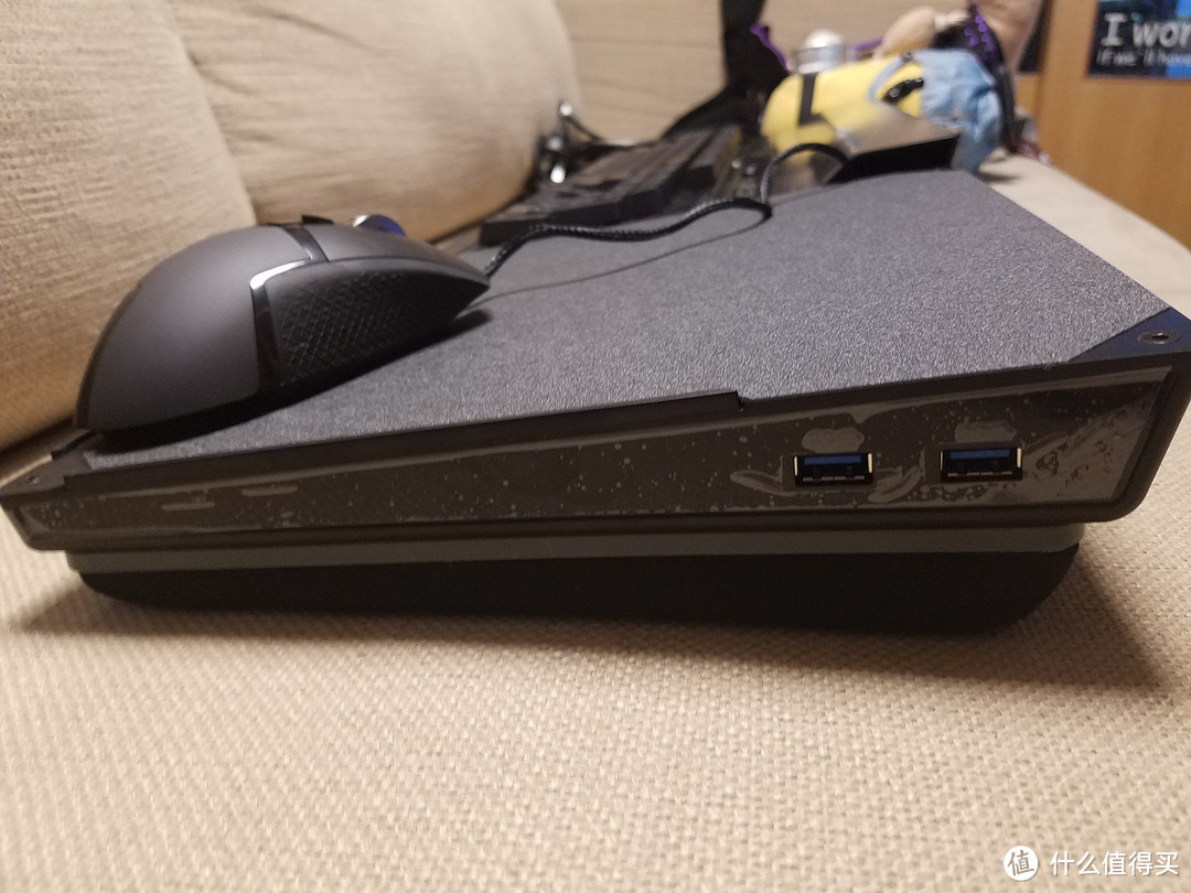 CORSAIR 美商海盗船 LAPDOG 键鼠托盘 — 最速开箱评测