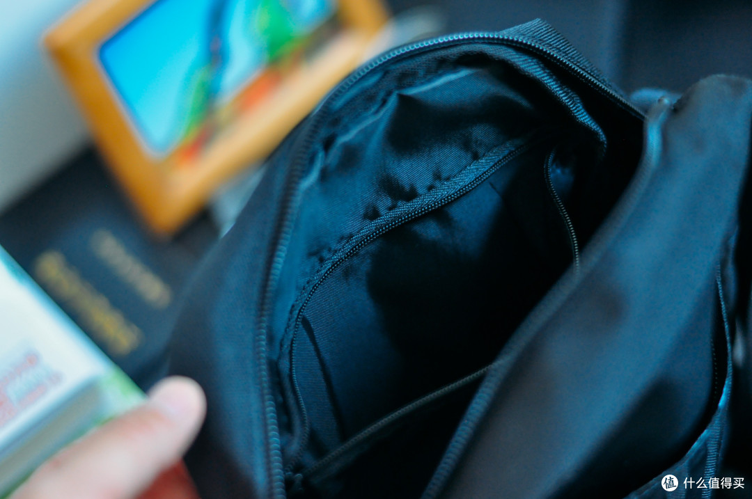 #原创新人# 回家捡了个快递 — Adidas 阿迪达斯 AH4176 黑色小肩包 开箱