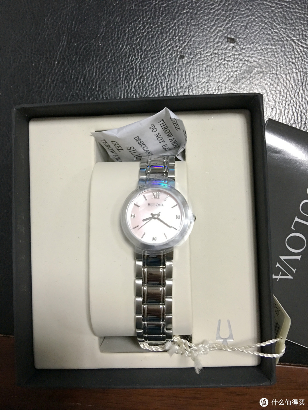 送给侄女的粉粉 BULOVA 宝路华 96P165 时装腕表