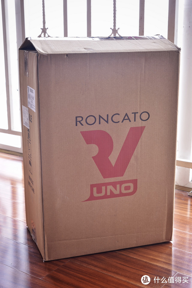 #本站首晒# RONCATO 龙卡多 UNO系列22寸登机箱 入手分享