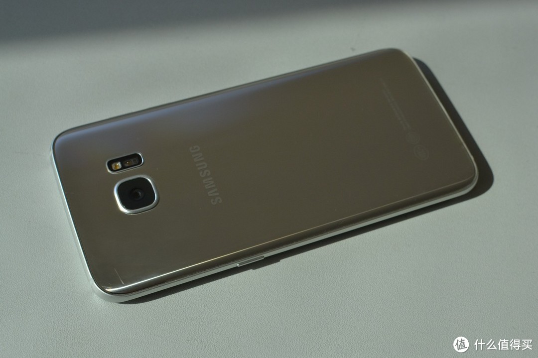 最美手机是否最好用？--SAMSUNG 三星 Galaxy S7 32GB 智能手机 使用感受