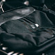 #原创新人# 回家捡了个快递 — Adidas 阿迪达斯 AH4176 黑色小肩包 开箱
