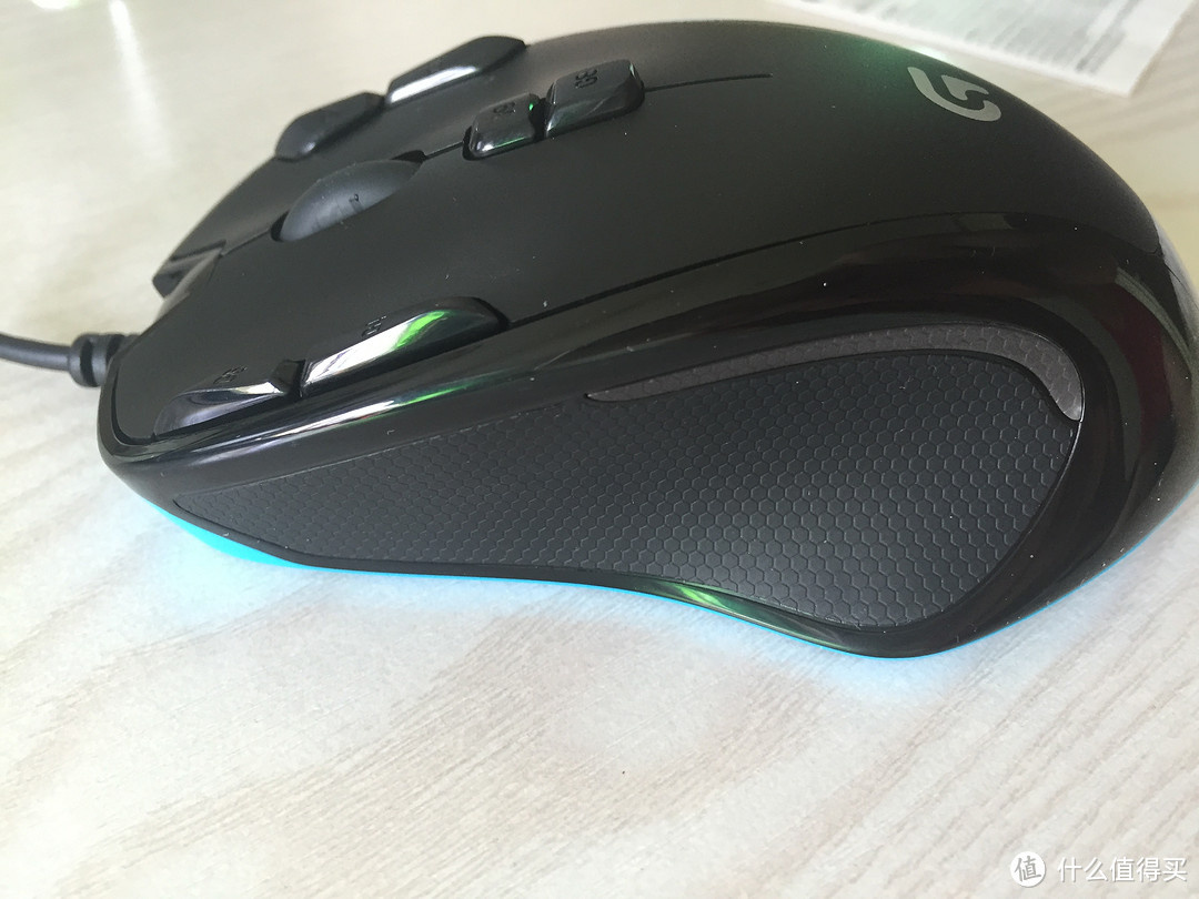 为女王大人更换鼠标——Logitech 罗技 g300s 鼠标