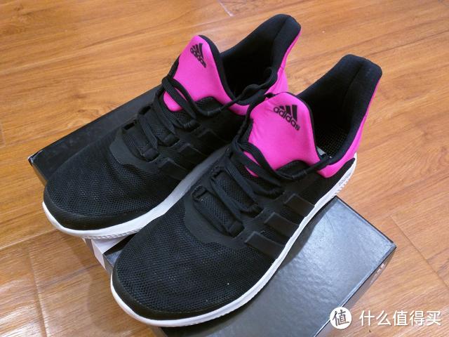 媳妇之怒：Adidas 阿迪达斯 Bounce AQ3589 女子跑步鞋 开箱