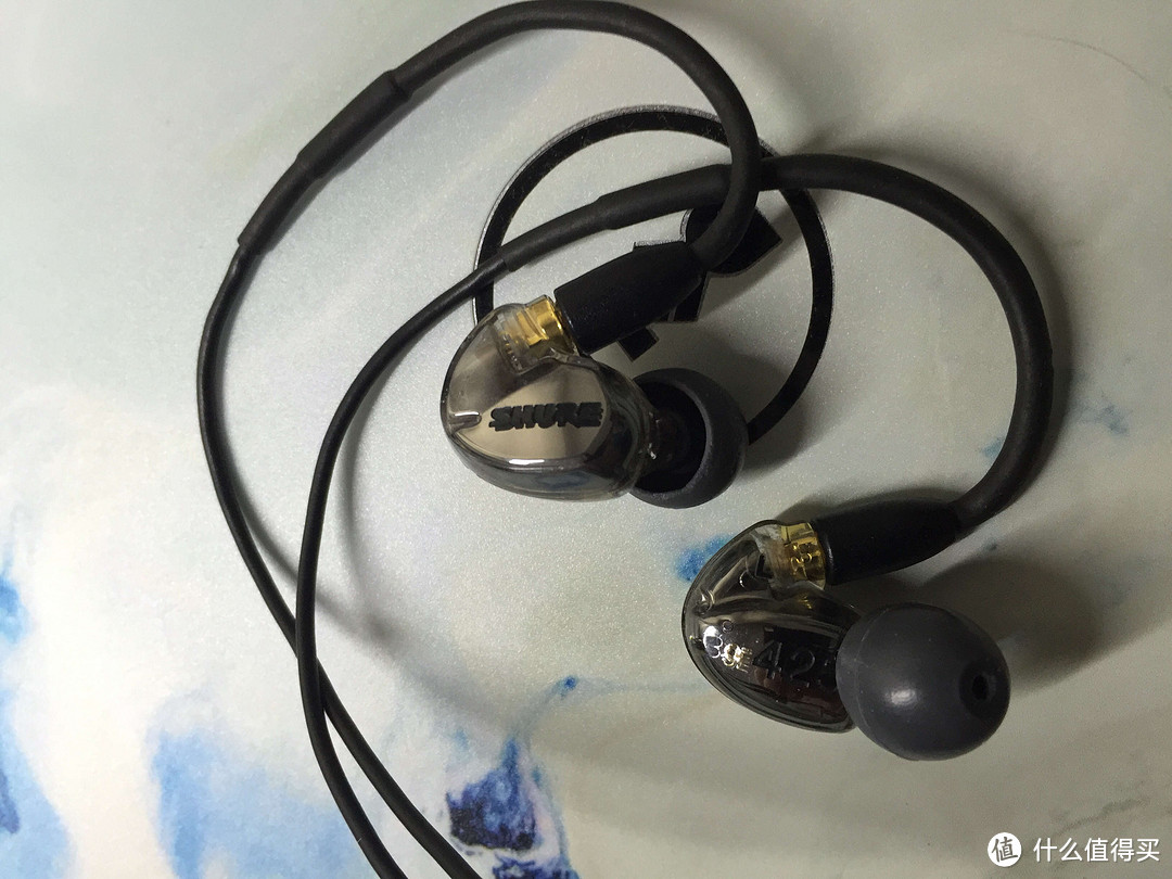 有趣又易懂的评测 CREATIVE 创新 AURVANA in-ear 3 Plus