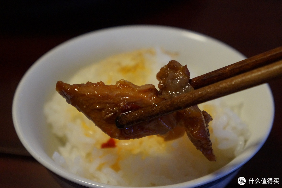 国产绿皮 回锅肉罐头 评测 — 附带某东买的 五常 稻花香 大米试吃