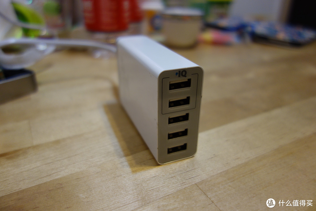USB充电器 USB充电器