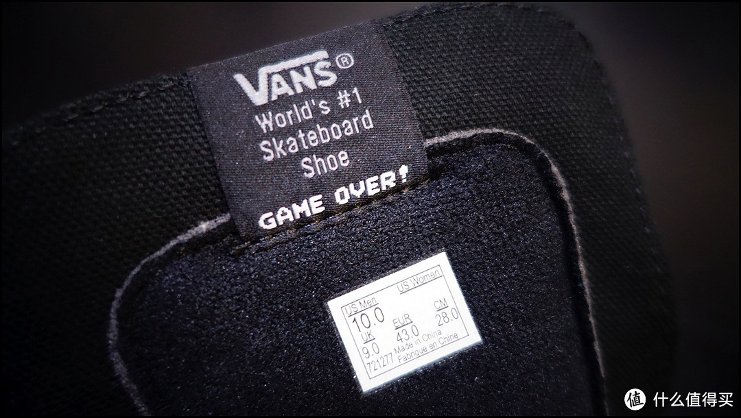 #本站首晒# 再见反绒皮：Vans 范斯 X Nintendo联名 高帮红白手柄合作款