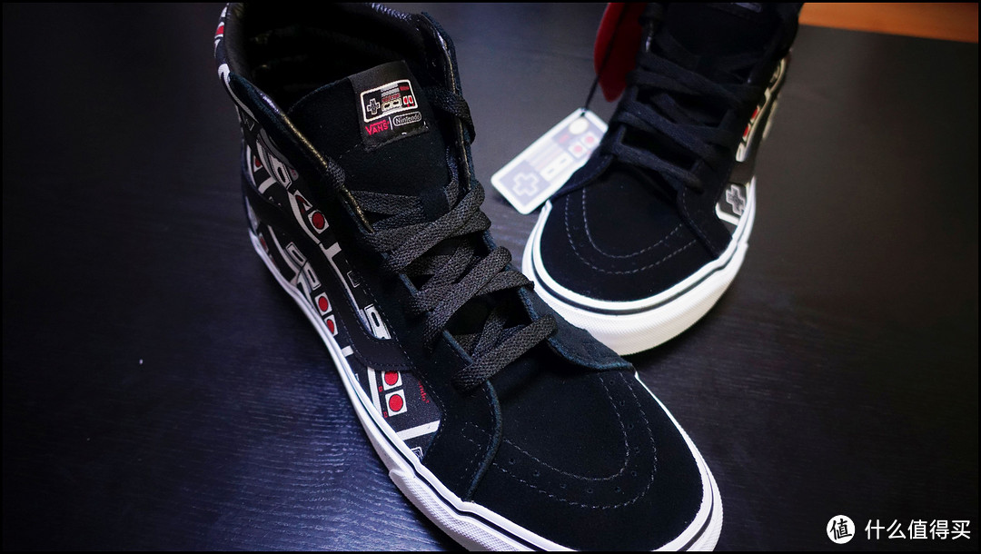 #本站首晒# 再见反绒皮：Vans 范斯 X Nintendo联名 高帮红白手柄合作款