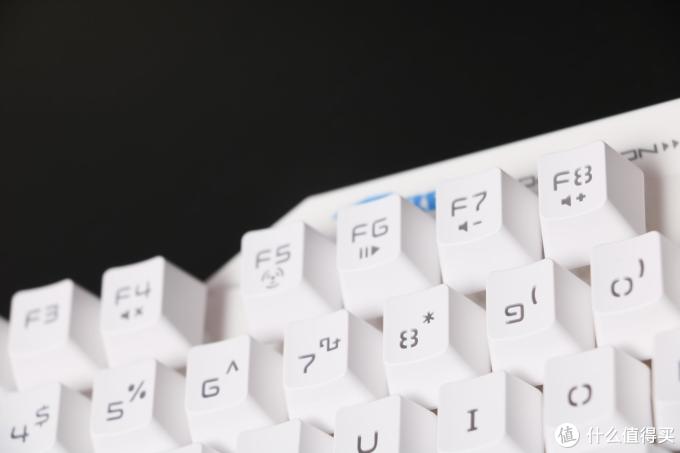 是神器还是虚幻的概念 --  悬浮式“机械手感” 键盘