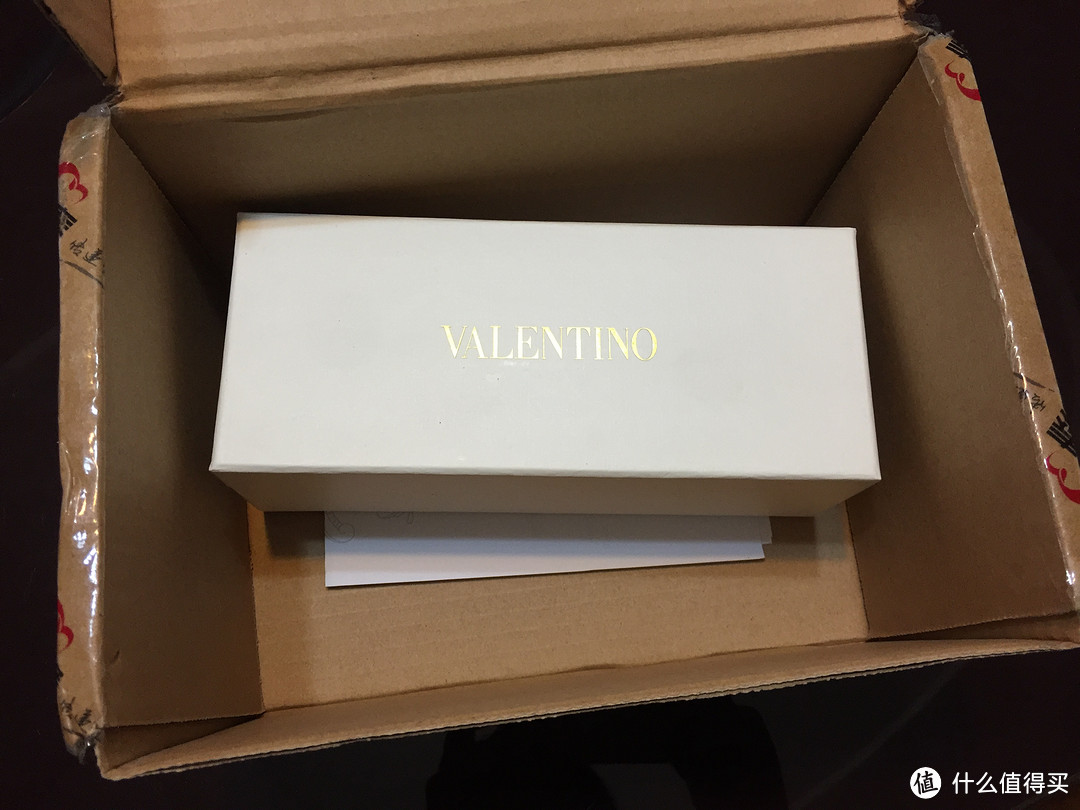 夏日太阳镜的小清新：VALENTINO 华伦天奴  V640S 晒单