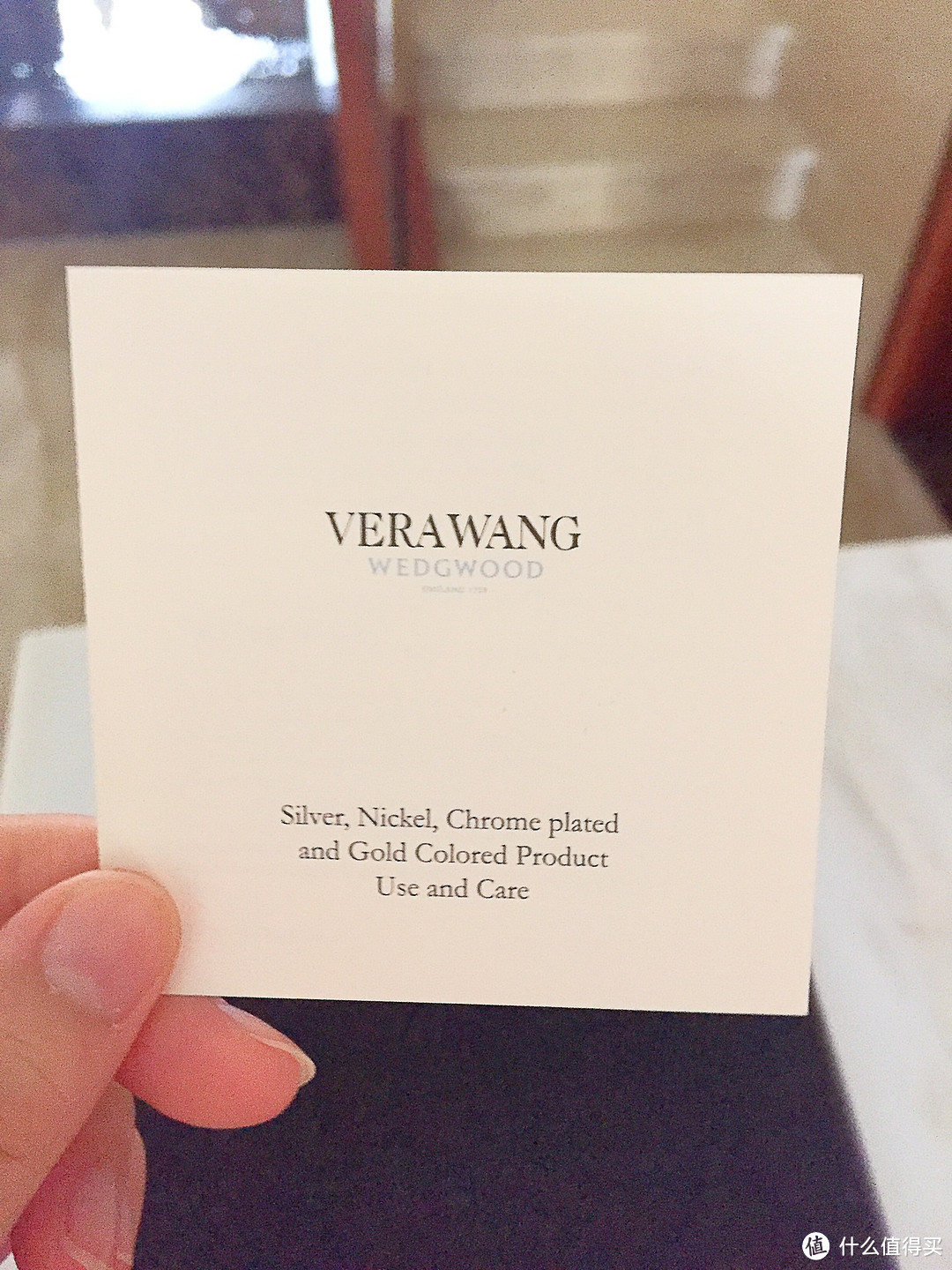 朋友结婚，送他一对“杯具”：亚马逊海外购 Vera Wang Wedgwood 香槟杯套装 开箱