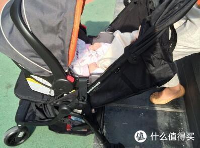 小家伙的第一辆座驾：Mountain Buggy Nano系列 婴儿推车 + Graco 安全提篮
