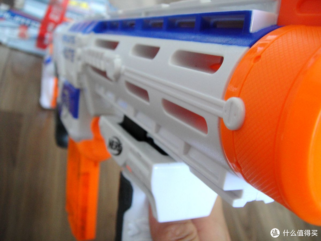 而立后之童心：Hasbro 孩子宝 NERF 精英系列发射器 晒单