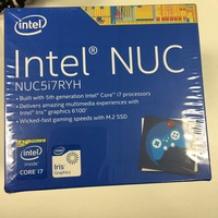 英特尔 NUC Kit NUC5i7RYH 紧凑型准系统外观展示(接口|散热孔)