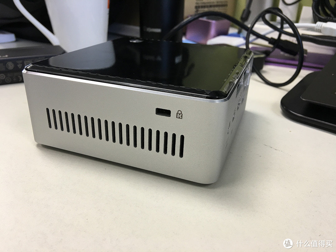 家用HTPC好帮手：Intel 英特尔 NUC5i7RYH 迷你电脑 开箱评测