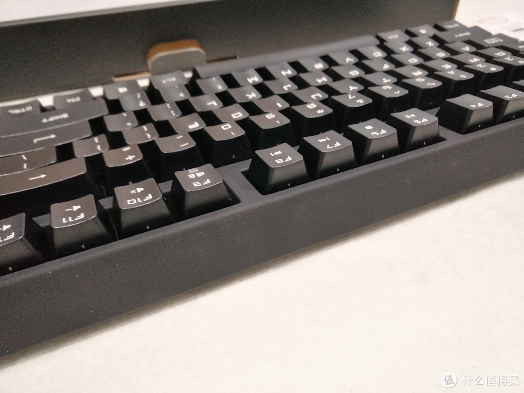 一把梦寐以求、朝思暮想的机械键盘：COOLERMASTER 酷冷至尊  烈焰枪 XT版 茶轴机械键盘