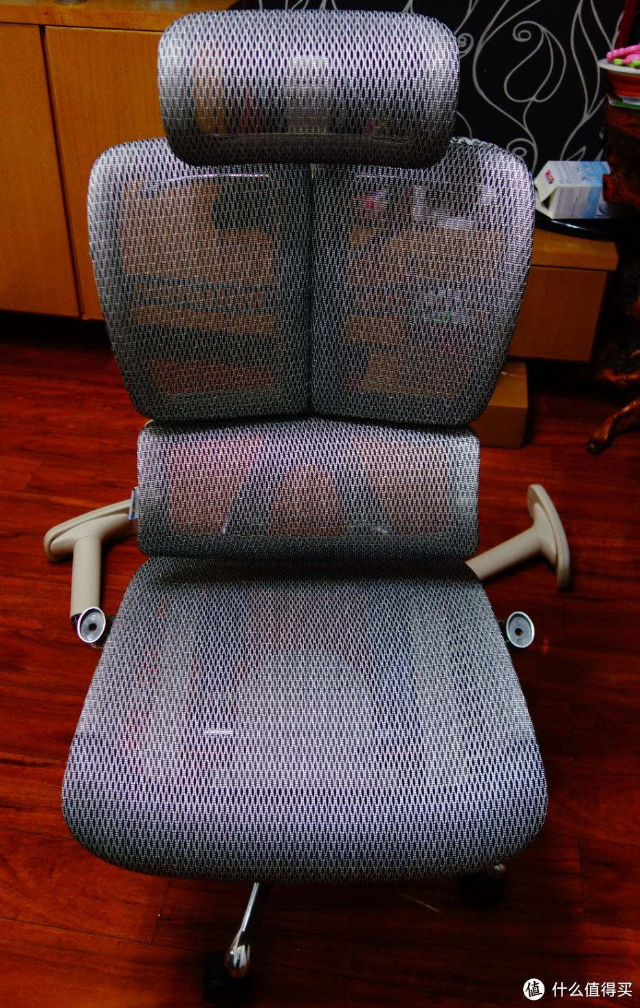 码农们的劳保用品——Ergomax Evolution 人体工学椅 & Dxracer 迪锐克斯 RX0 电竞椅