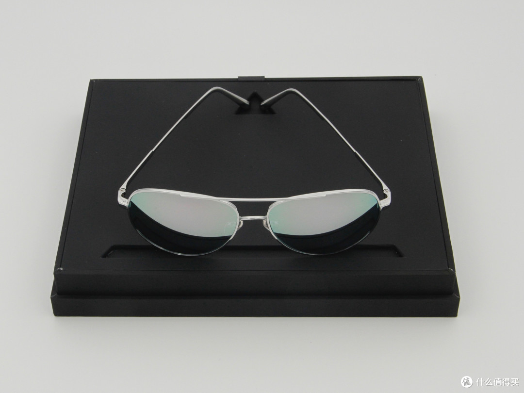 本站首晒只为帅气撩人tapoleironaviatorsl银色镜面太阳镜附真人秀