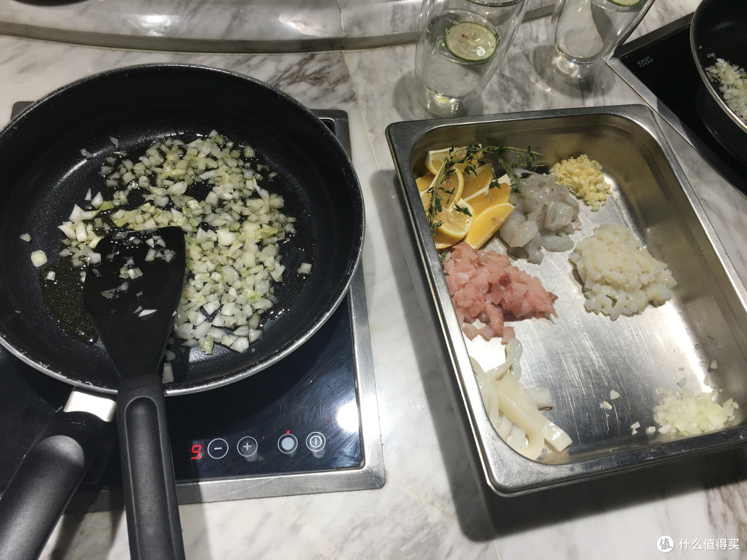 一人做、一人食:西班牙海鲜饭