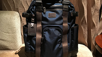 短期差旅双肩背包：Tumi Alpha Bravo Lejeune Backpack Tote Navy 222380 开箱