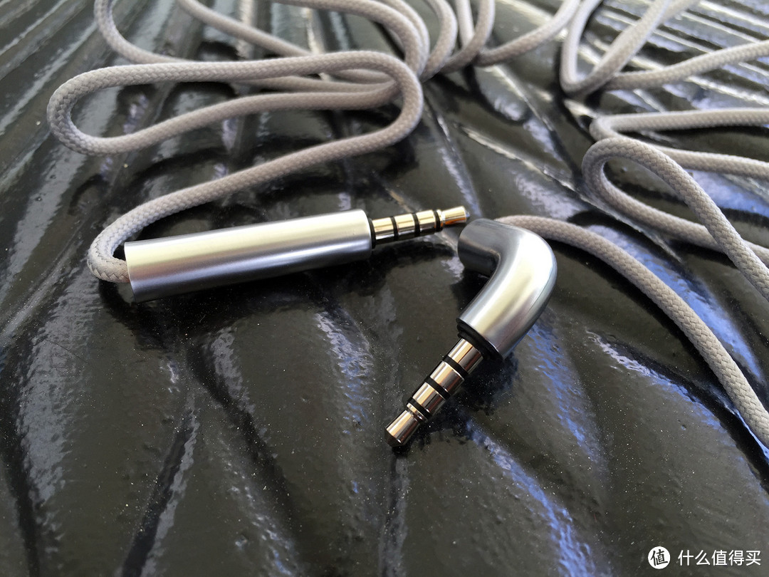 BOSE QC35 蓝牙降噪耳机 简单开箱 及与Parrot Zik 2.0 对比测评