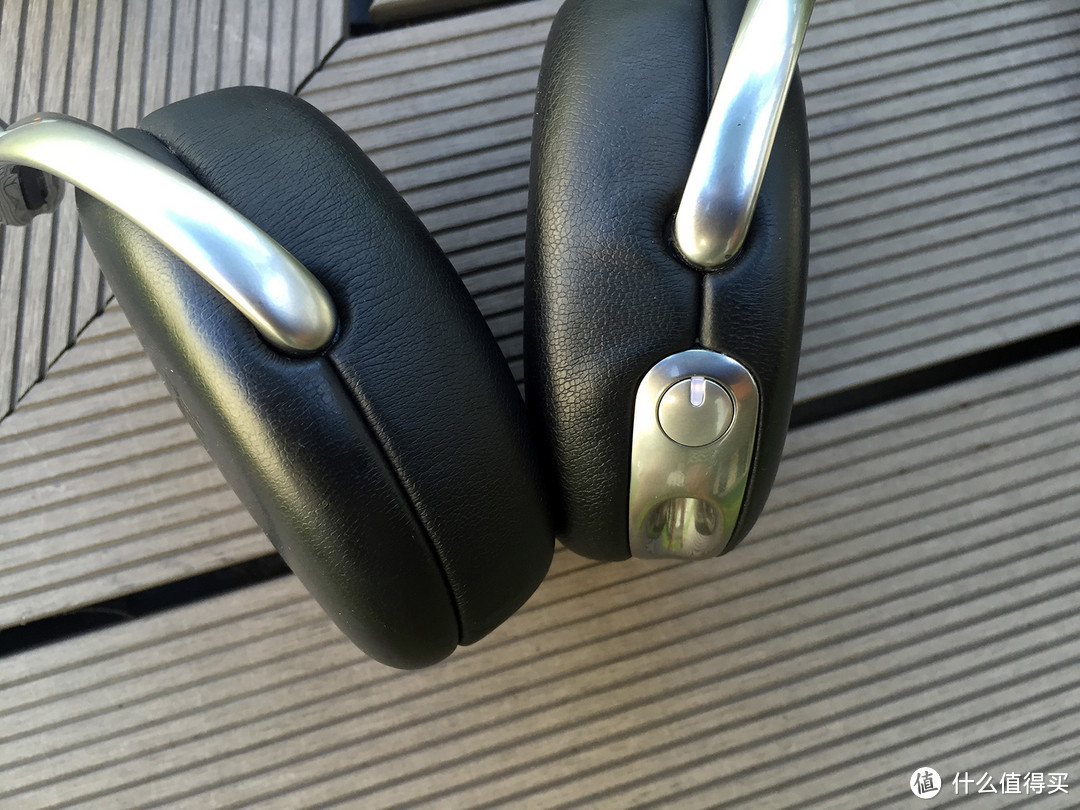 BOSE QC35 蓝牙降噪耳机 简单开箱 及与Parrot Zik 2.0 对比测评