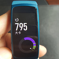 三星 Gear Fit 2 智能手环功能总结(亮屏|音乐播放|跑步功能|价格)