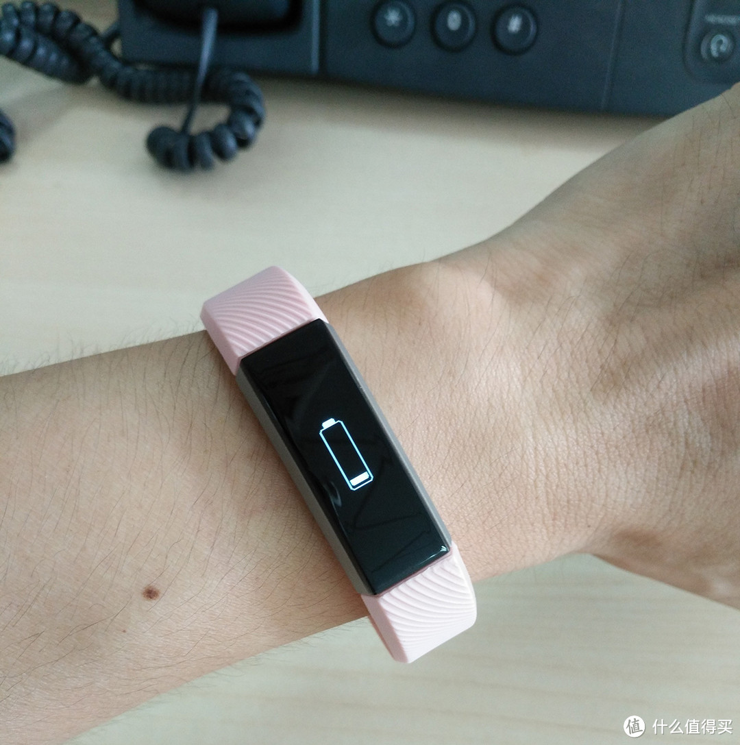 高端大气，精致漂亮：Fitbit Alta智能健身手环评测感受