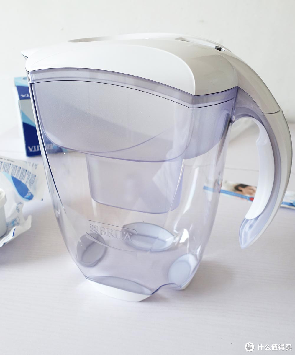 从黑森林走出的净水专家：BRITA 碧然德 尊享系列Elemaris 智能家用净水壶 3.5L