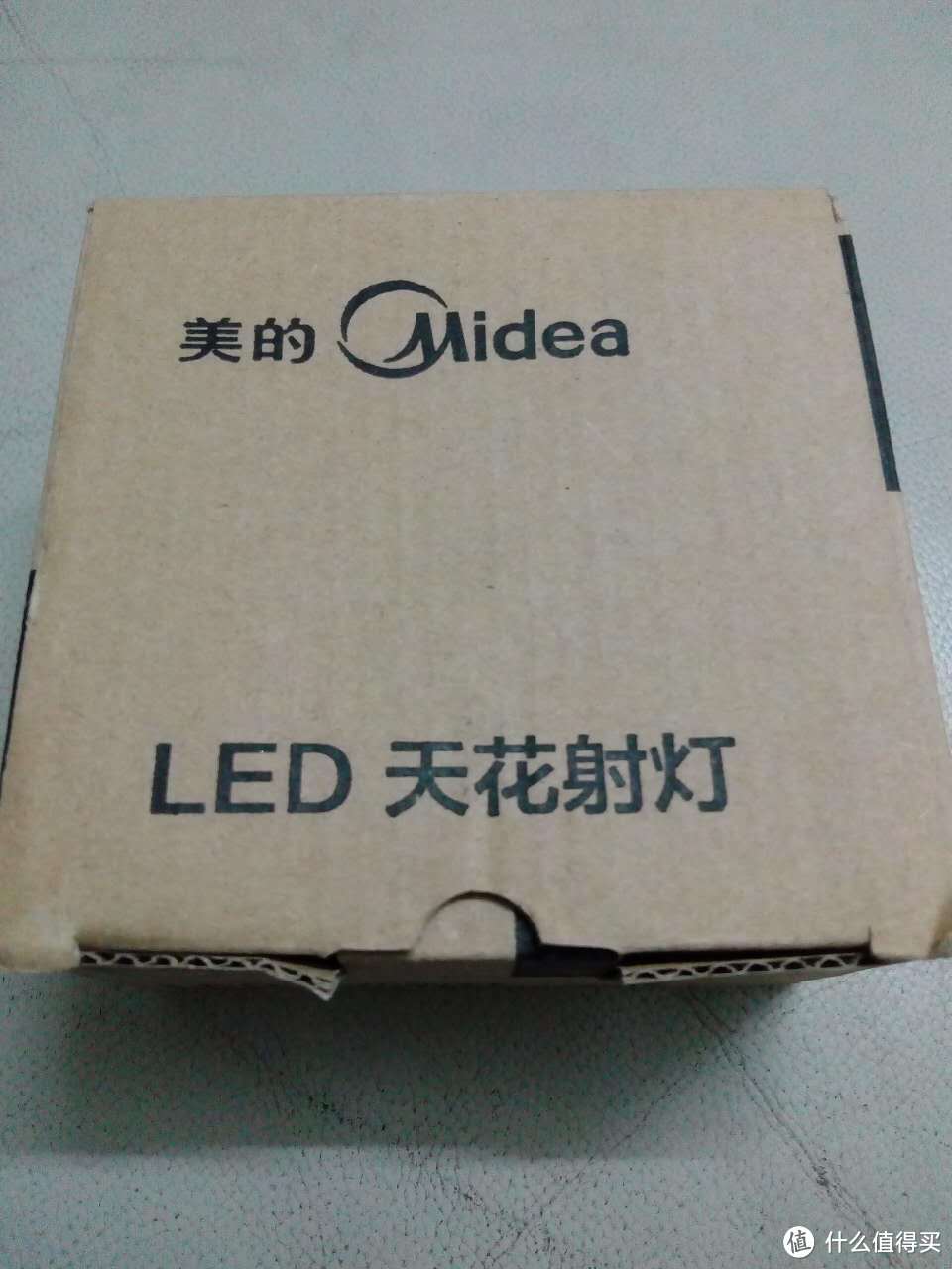 nvc-lighting雷士 3w led筒灯 对比 midea 美的 4w led