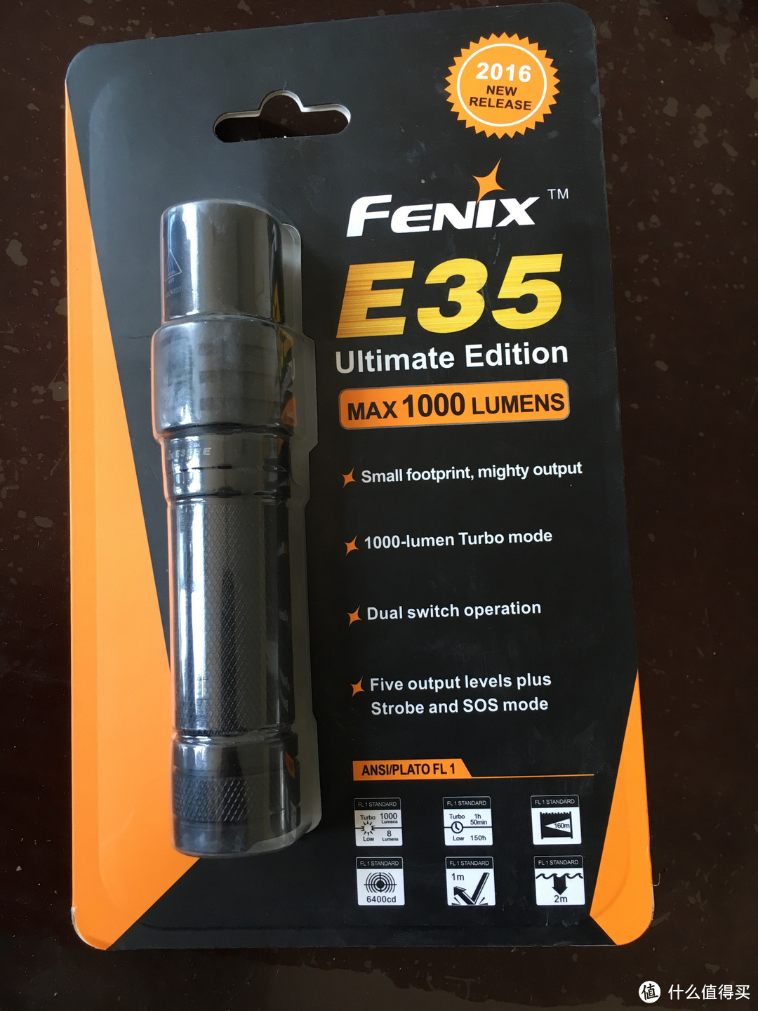 我的第二支手电：FENIX 菲尼克斯 E35UE 强光手电筒