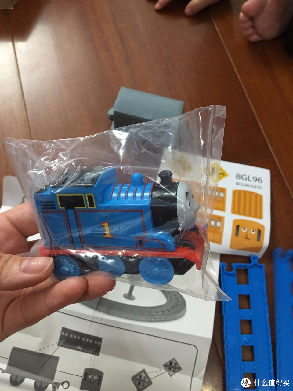 熊孩子的哄娃利器：Thomas & Friends 托马斯和朋友 电动系列 基础轨道套装