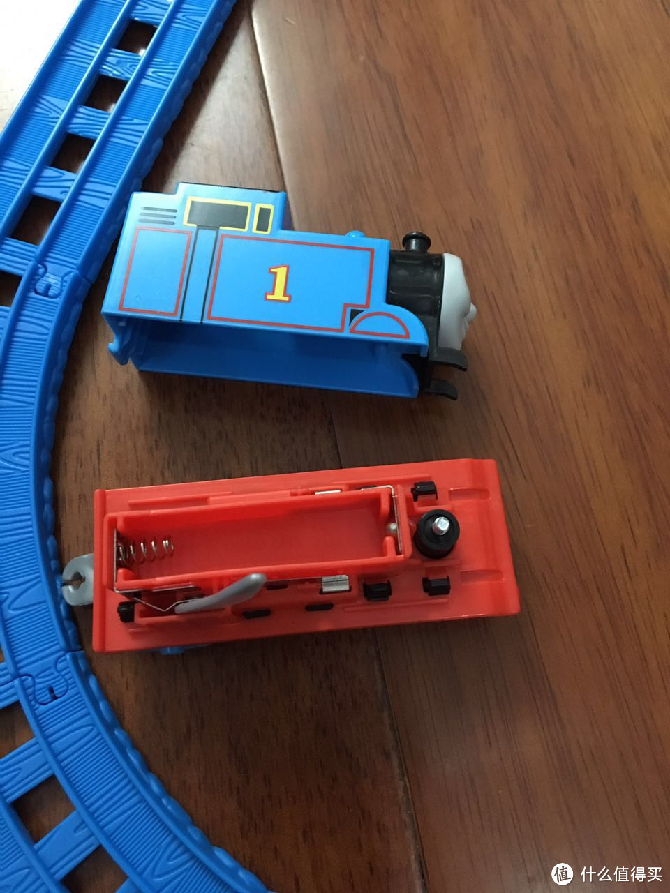 熊孩子的哄娃利器：Thomas & Friends 托马斯和朋友 电动系列 基础轨道套装