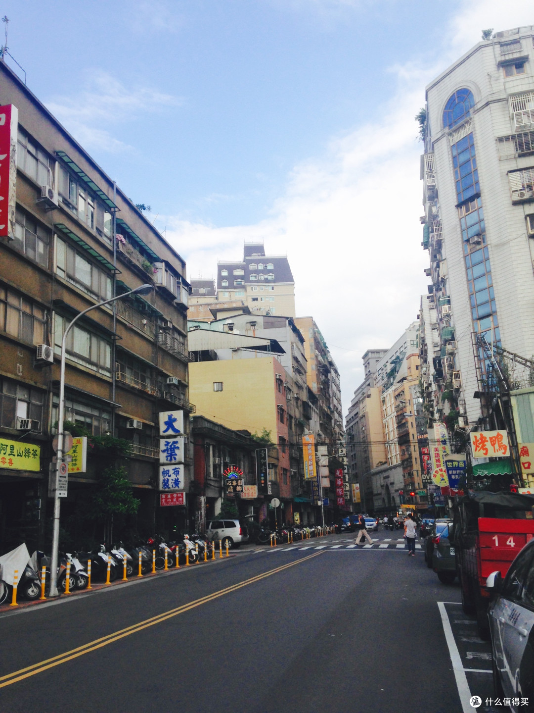 在艋舺老街遇见美好,在宁夏夜市畅享美食