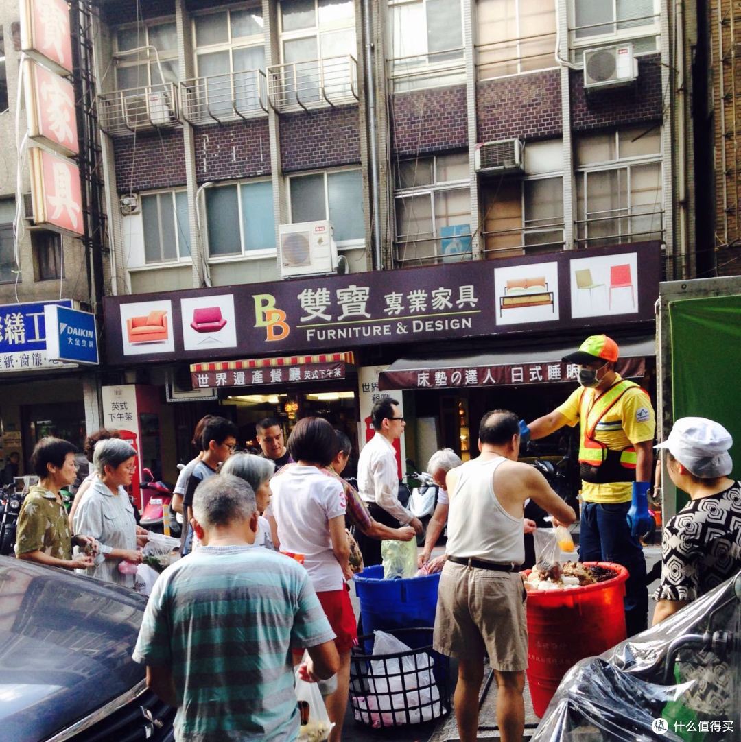在艋舺老街遇见美好,在宁夏夜市畅享美食