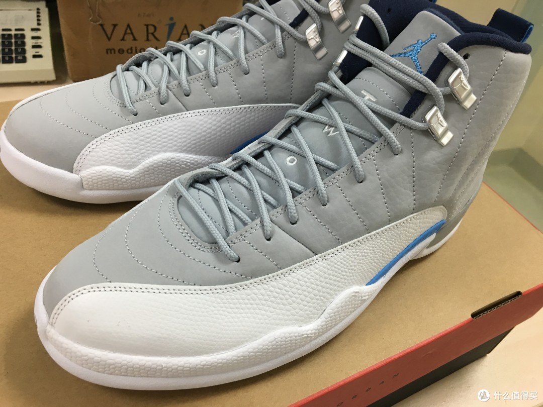 正式入坑：Nike 耐克 Air Jordan 12 Retro 复刻男子运动鞋（内含真人兽）