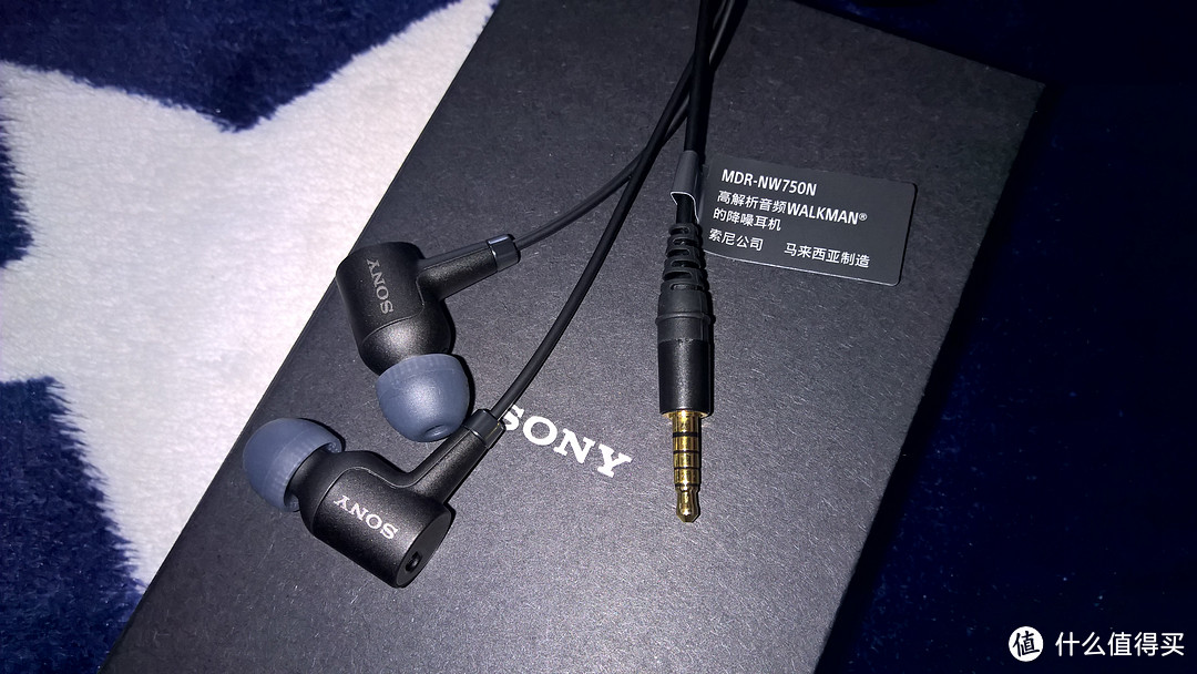 SONY 索尼 MDR‐NW750N 降噪耳机 开箱_耳塞式耳机_什么值得买