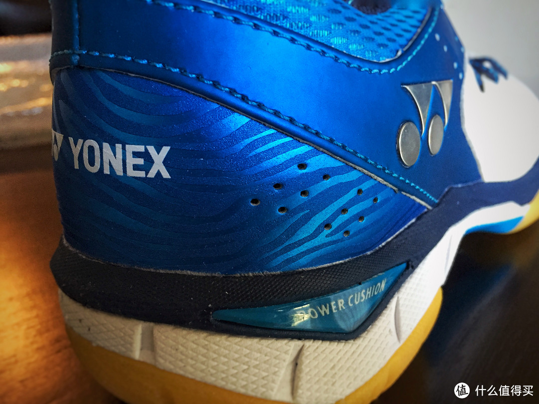 #本站首晒# 可能是最好的羽毛球鞋 — Yonex 尤尼克斯 Power Cushion Comfort Tour 开箱