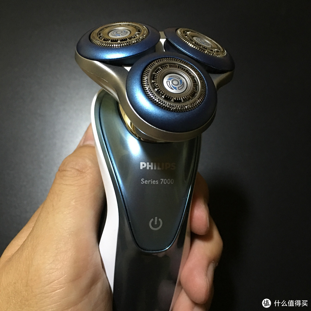 再次剁手：PHILIPS 飞利浦 S7370 剃须刀 开箱